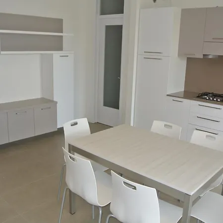 Appartement Gardenia 34 *